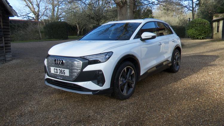 AUDI Q4 E-TRON ESTATE 220kW 50 Quattro 82kWh S Line 5dr Auto [Tech]